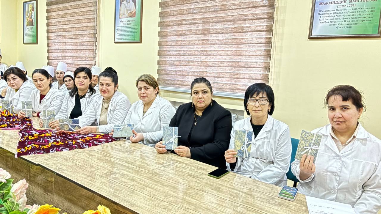 Bugun filialda "Tibbiy brigada hamshiralari "guruxi "Navoiy ulug' siymo" nomli tadbir oʻtkazishdi.