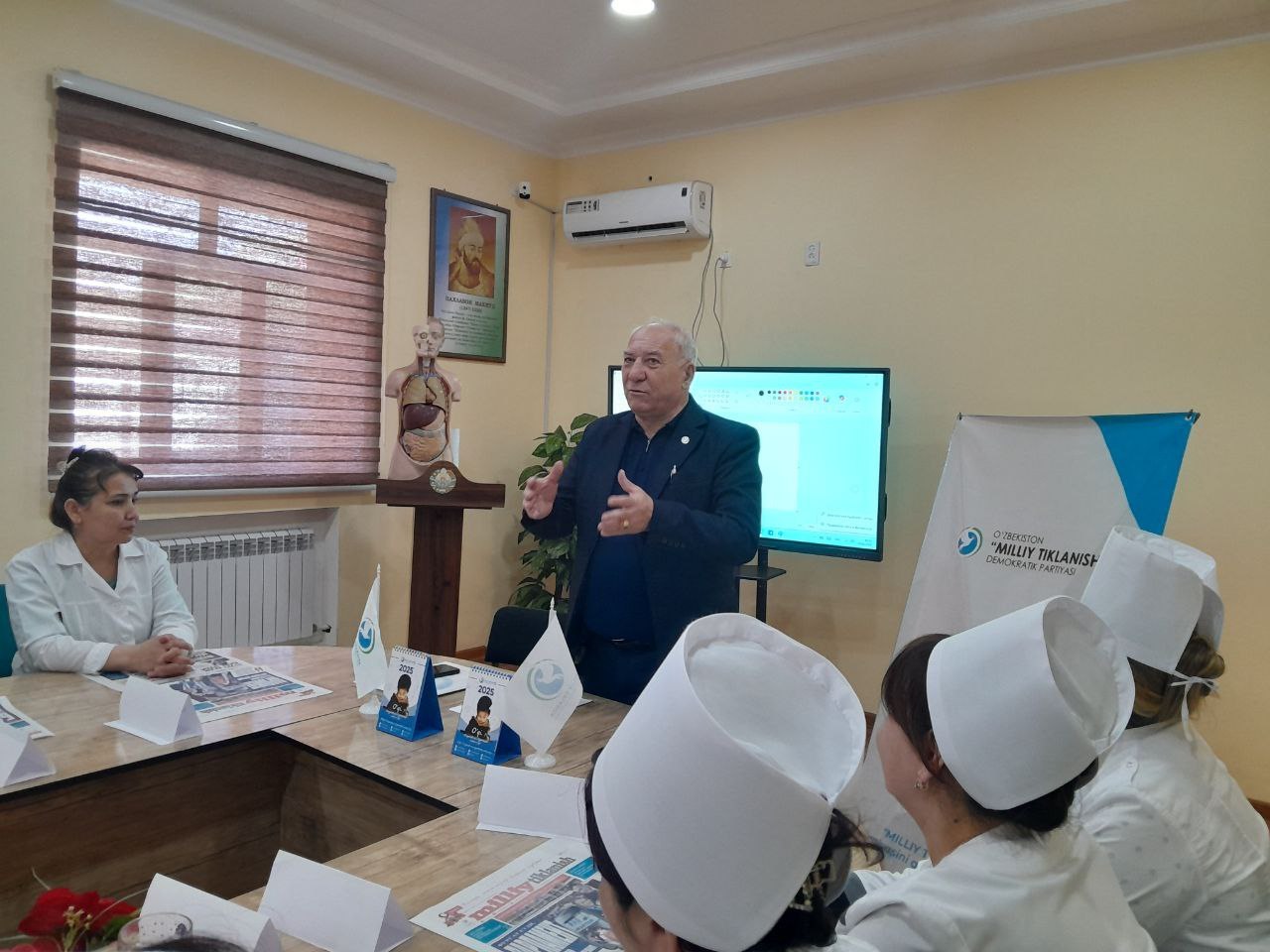 Filialimizda Biz kim,mulki Turon! mavzusida davra suhbati oʻtkazildi.